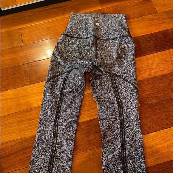 Lululemon Wunder Under Pant (Hi-Rise) - Picture 8 of 8